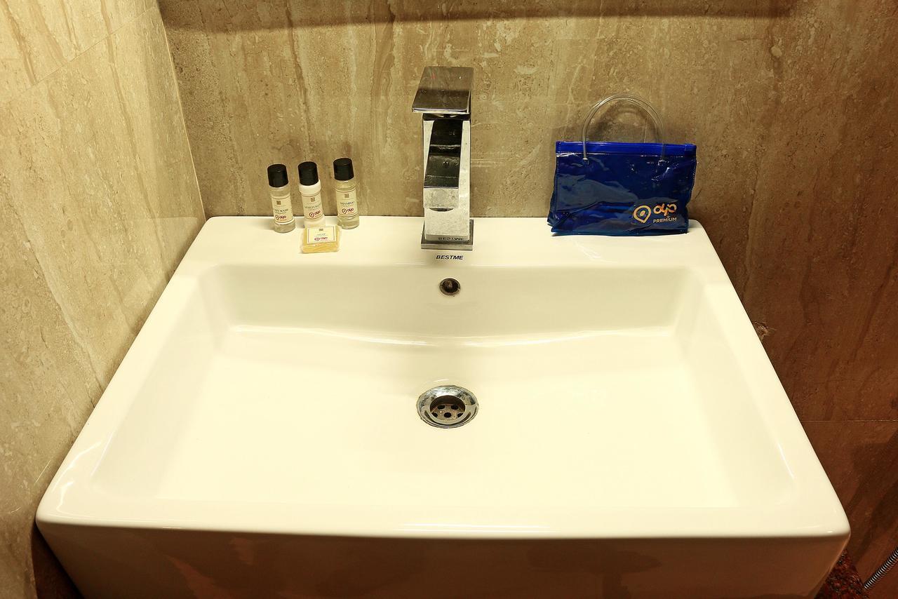 Oyo 1994 Shree Krishna Hotel & Resorts Kolkata Ngoại thất bức ảnh