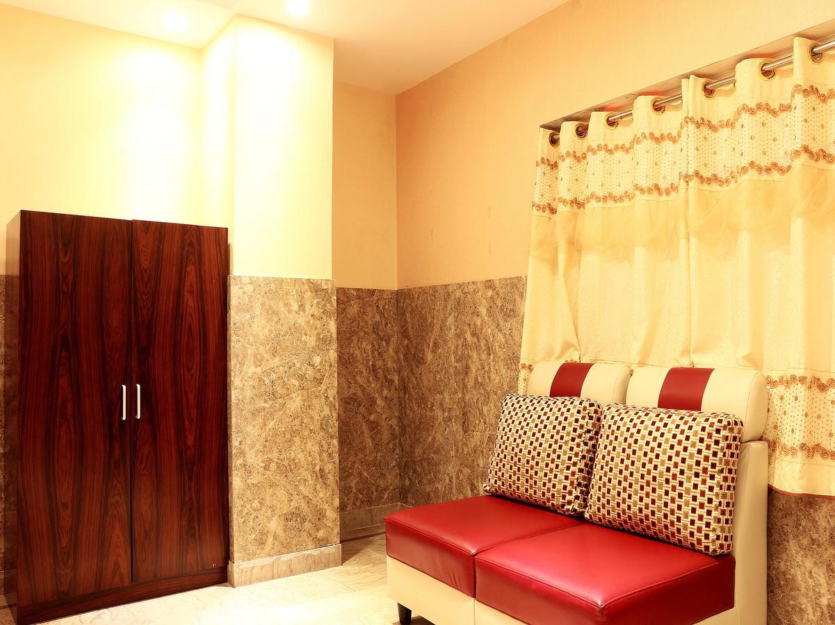 Oyo 1994 Shree Krishna Hotel & Resorts Kolkata Ngoại thất bức ảnh